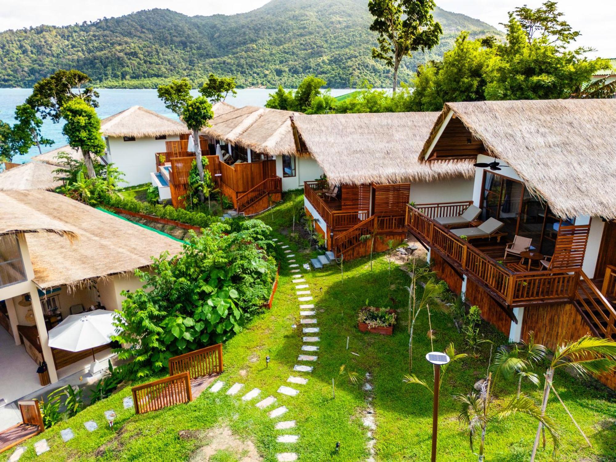 Ten Moons Sunset Villas Koh Lipe Exterior photo